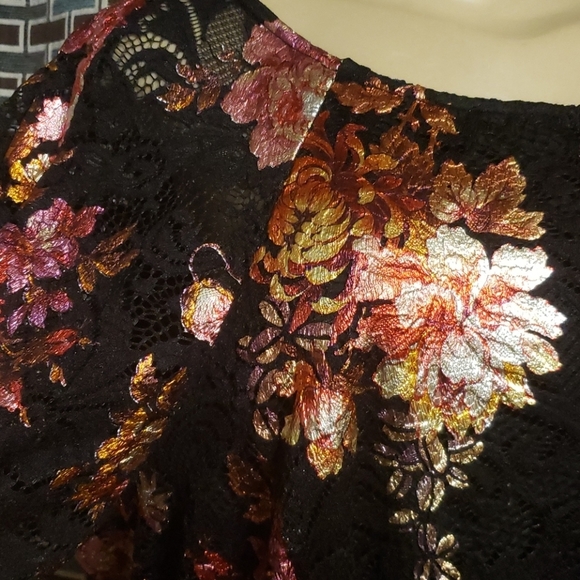 MAREE POR TOI FLORAL LACE DRESS - Picture 5 of 9